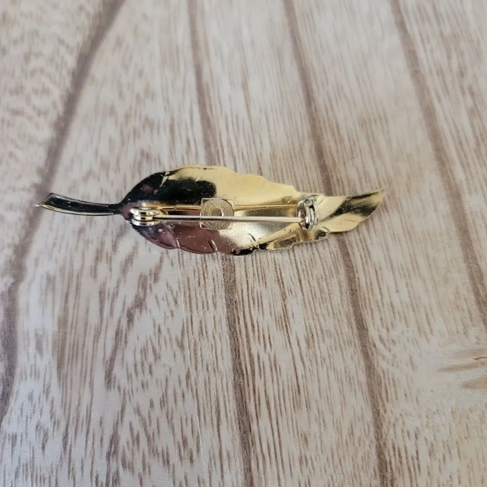 Golden pearl feather leaf brooch vintage